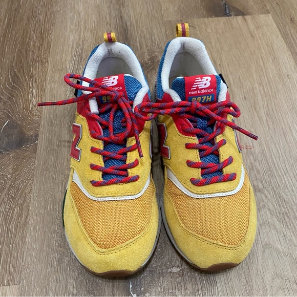NEW BALANCE 997H LITTLE KID VARSITY GOLD MULTI 4 - Picture 4 of 10